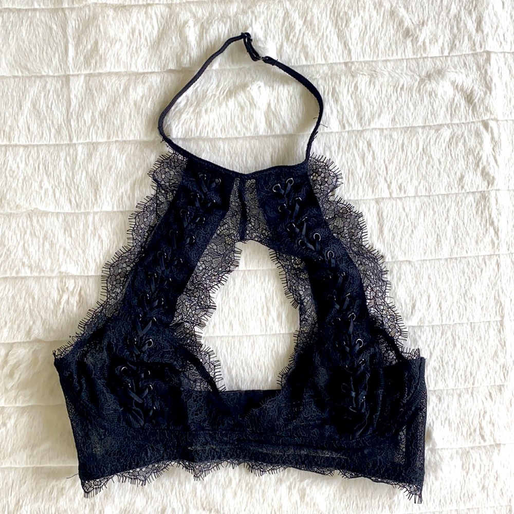 VS Chantilly Lace Very Sexy Bra